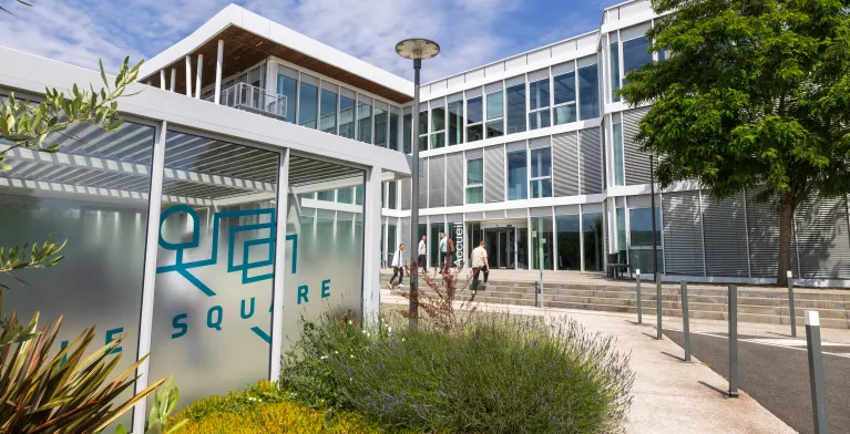 Le Square vue de face